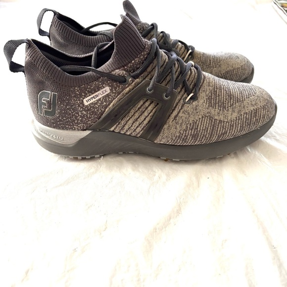 NWOT FootJoy Hyperflex Golf Shoe in Charcoal and Grey SZ 8 M main image 11